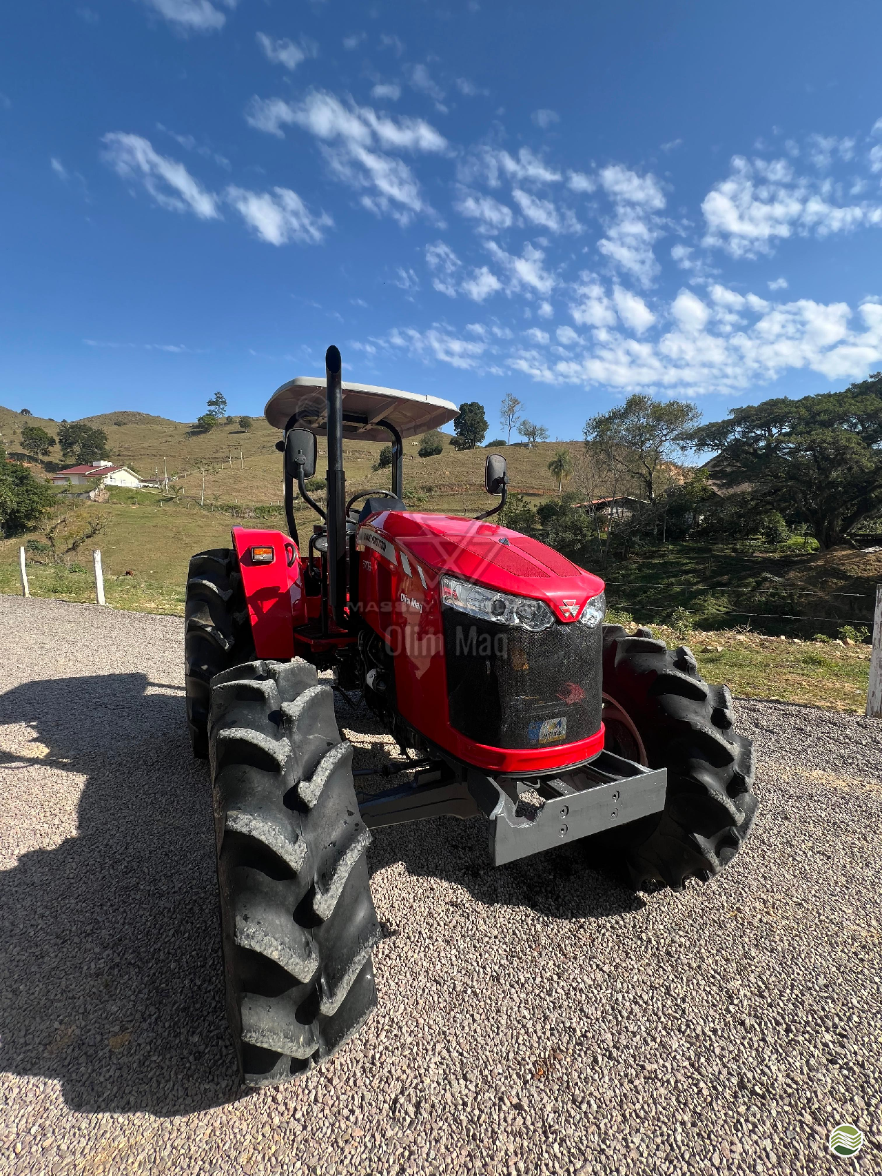 TRATOR MASSEY FERGUSON MF 5709 Tração 4x4 Olim Maq - Massey ARARANGUA SANTA CATARINA SC